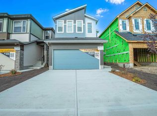 2264 4th Ave SW, Edmonton, AB T6X1V3