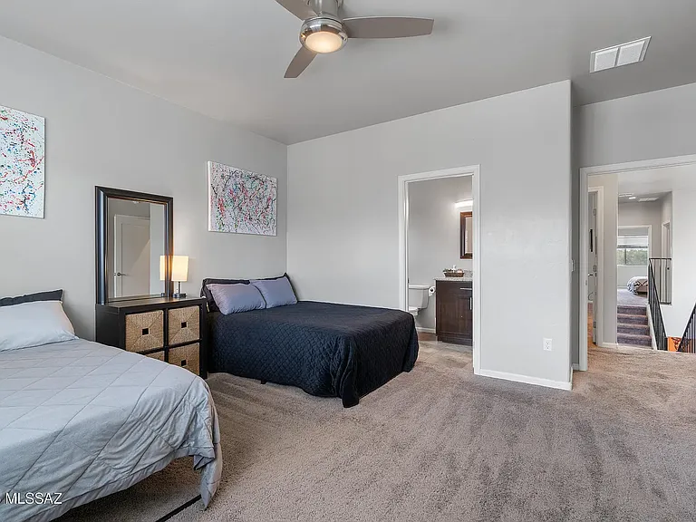 156 E Stone Ct — Photo 16