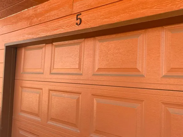 211 E Street, 211 E St APT 5, Waterford, CA 95386