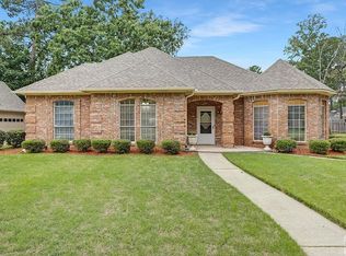 6007 Stoneridge Dr, Texarkana, TX 75503