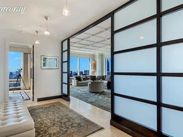 845 United Nations Plaza image 5 of 11