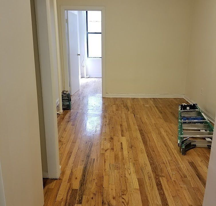 1st image of 347 W 16th St #Cee
