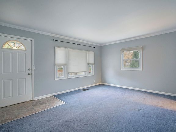 5th image of 113 Lamora Ave