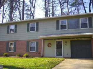 6918 Ashbury Dr, Springfield, VA 22152