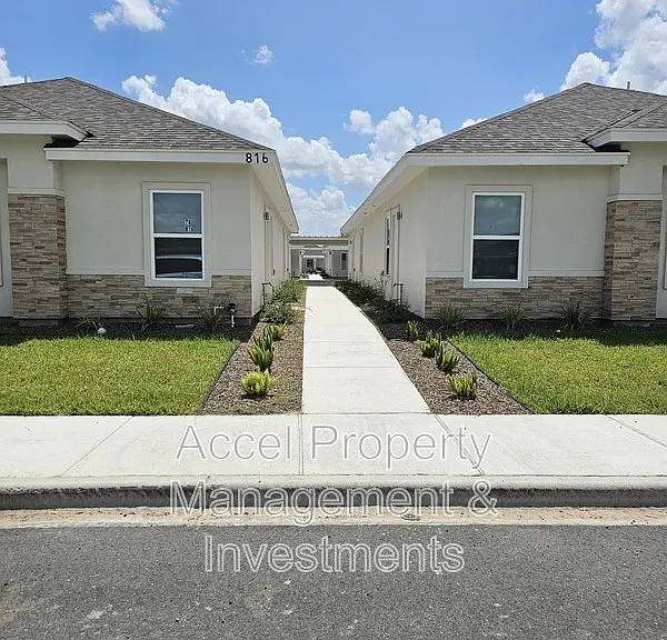 816 N Abbey Ave #3 — Photo 1