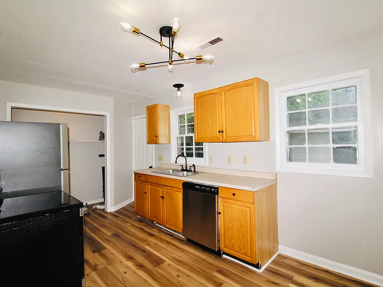 3254 Minnich Ave — Photo 6
