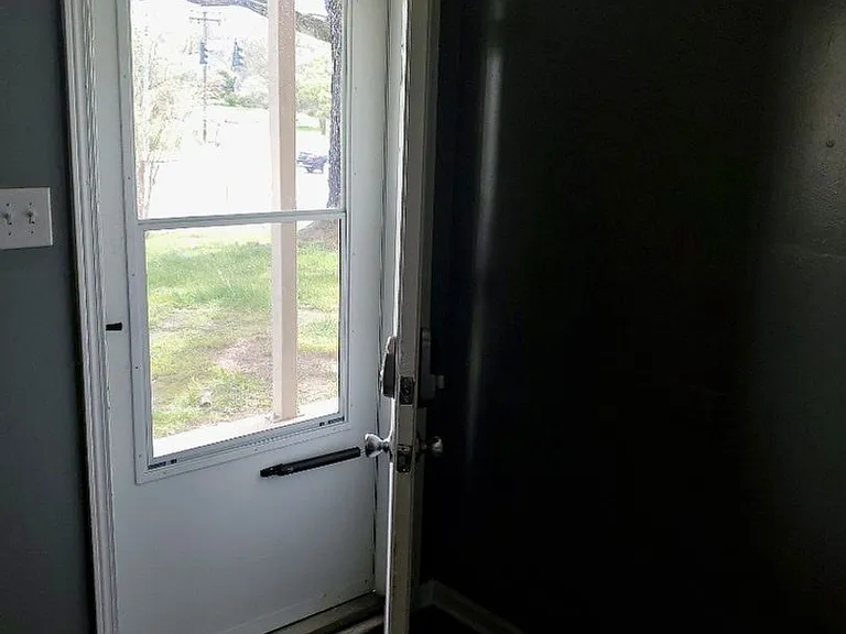 Holston Apartments — Photo 55