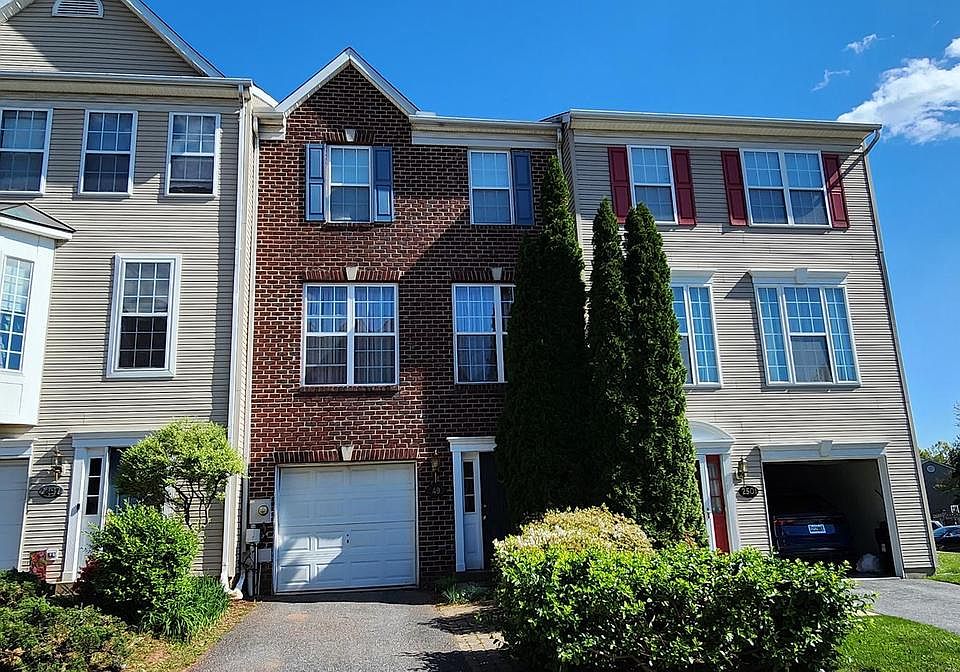 1st image of 2499 Lakeside Dr