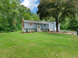 16 Park Ln, Norton, MA 02766