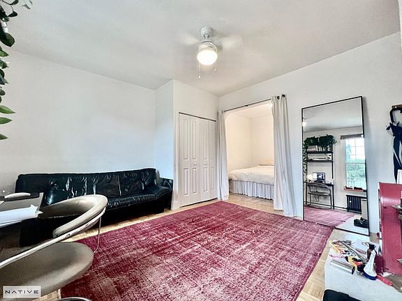 5th image of 209 Green St #2R