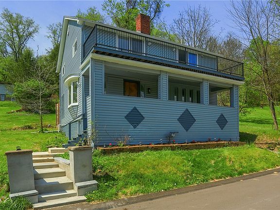 2nd image of 2513 Grove Rd