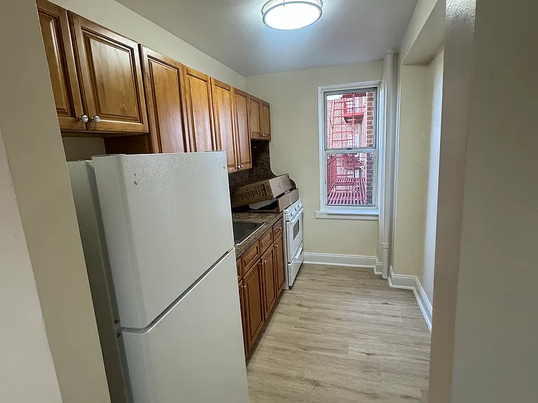 2072 20th Ln #2A — Photo 5