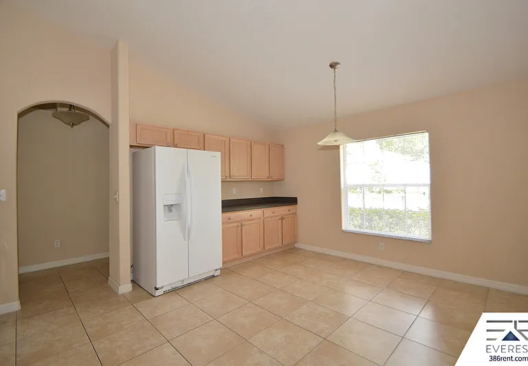 19 Burgess Pl — Photo 9