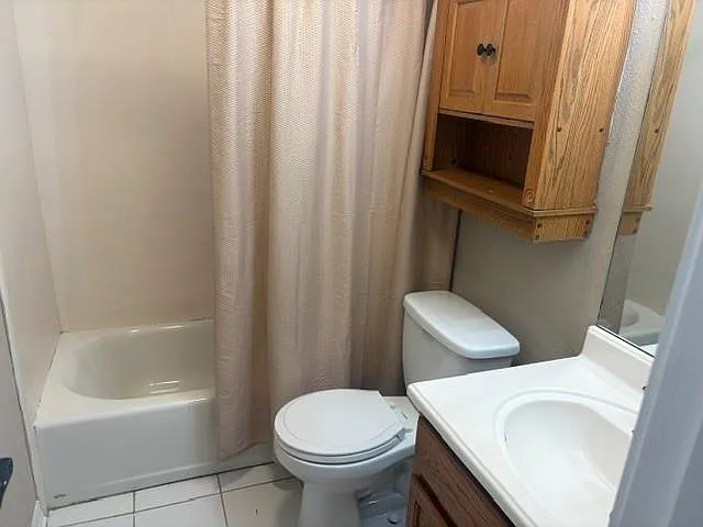 218 Tiffany St — Photo 14