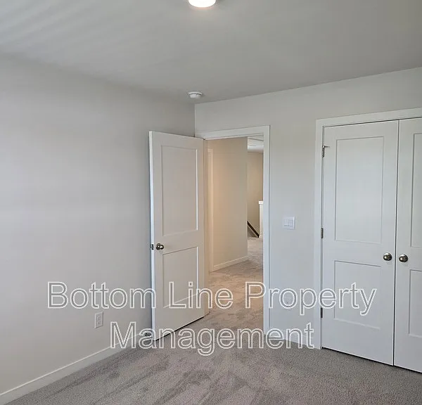 2000 Harlequin Dr — Photo 35