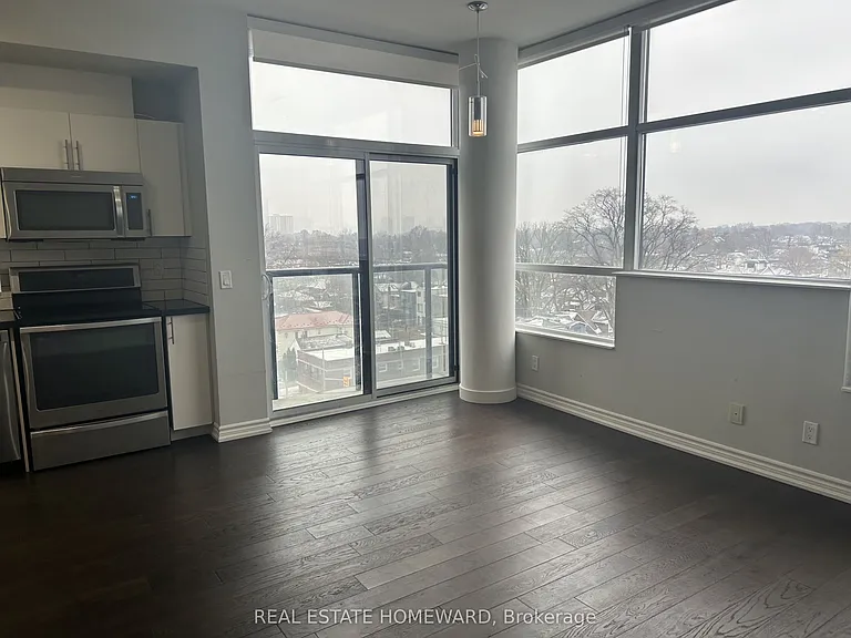 280 Donlands Ave #803 — Photo 2