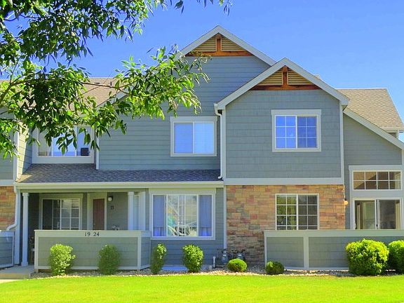 2nd image of 805 Summer Hawk Dr Unit D22
