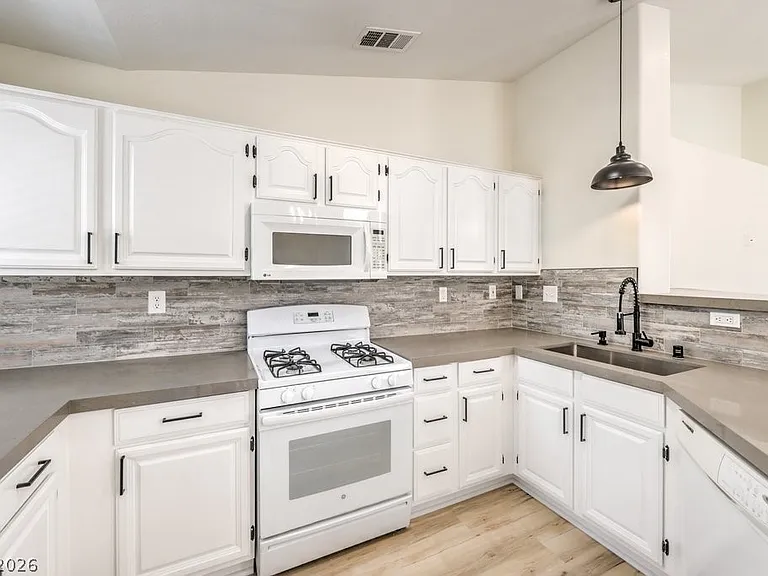 1712 Pinion Mesa Ct — Photo 14