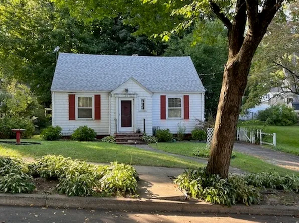 20 Glen View Terrace, New Haven, CT 06515