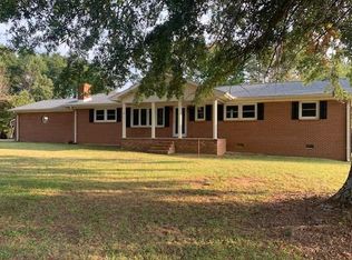 548 Drum Rd, Reidsville, NC 27320
