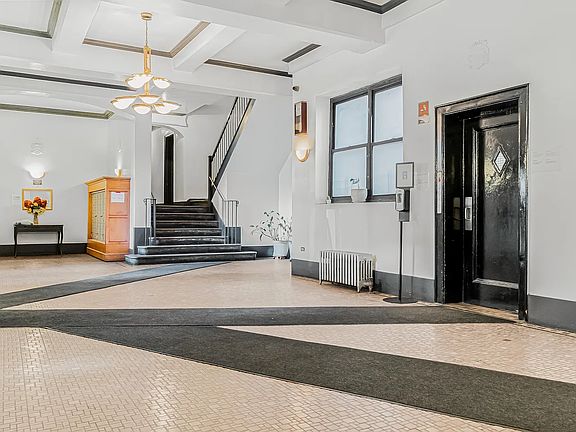 2nd image of 5005 43rd Ave APT 2F