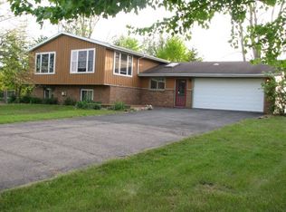5046 Margaret Dr, Amherst, WI 54406