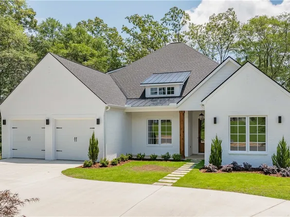 14817 Highpoint Cv, Northport, AL 35475