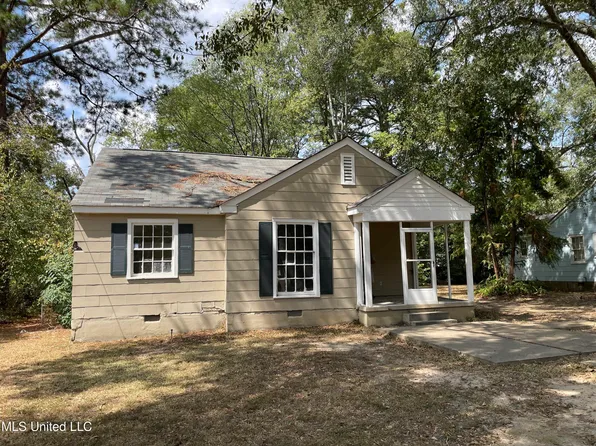 4643 Churchill Dr, Jackson, MS 39206