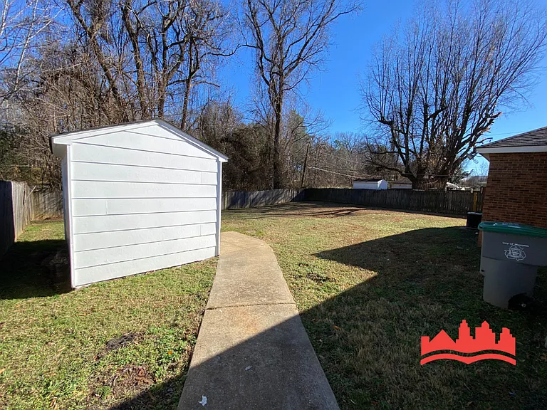 4574 Whiteside St — Photo 21