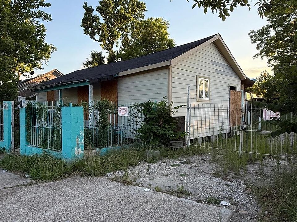 1st image of 5113 Hirsch Rd