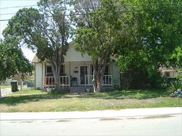1st image of 4525 Helen St