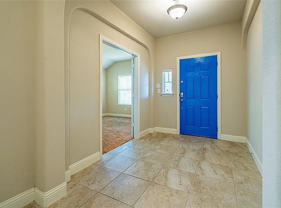 4th image of 348 Daleview Dr