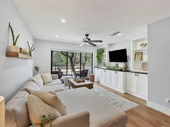 2605 Enfield Rd APT 221, Austin, TX 78703