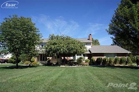 1st image of 723 Boutell Dr
