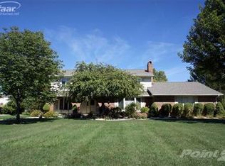 723 Boutell Dr, Grand Blanc, MI