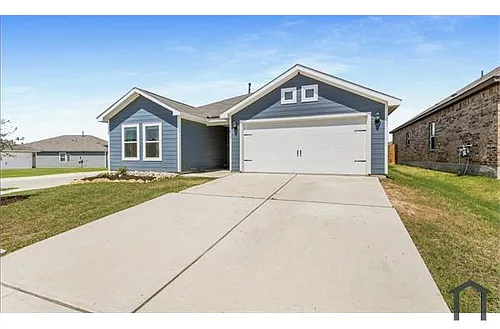 932 American Flyer Blvd Photo 1