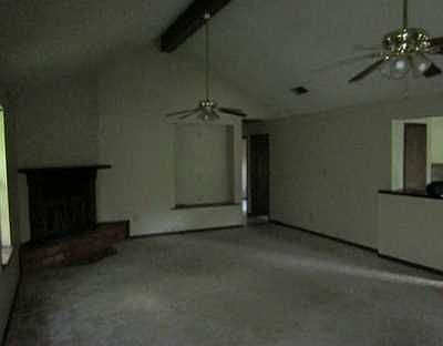4th image of 67466 Hiern Dr