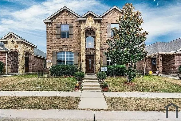 5 bed, 2124 sqft, $4,200 — Photo 2