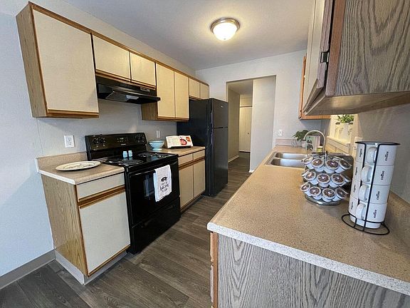 5th image of 44 Ida Red Ave #10936351