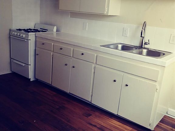 5th image of 1025-55 Wilmington Blvd #49F