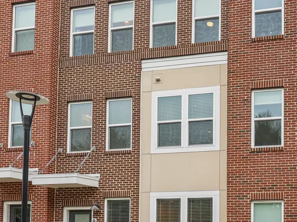 9184 Snowden Ashford Rd, Lorton, VA 22079