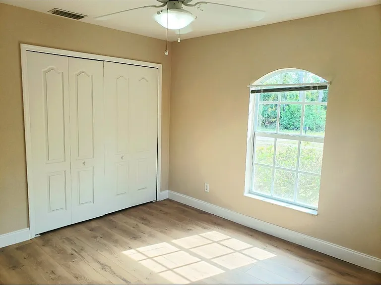 5526 Lavender Ave — Photo 6