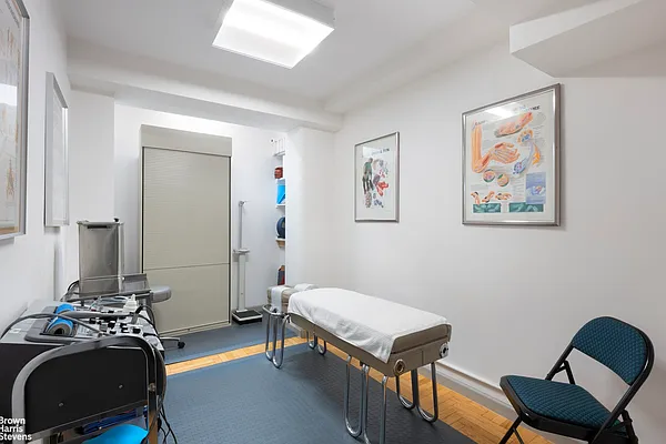 Sold by Brown Harris Stevens | media 21