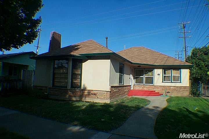 1st image of 216 N Garfield St