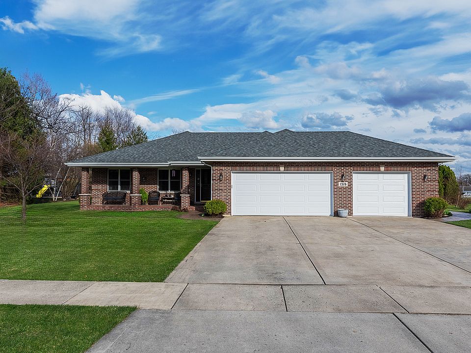 1st image of 1376 Hickory Creek Dr