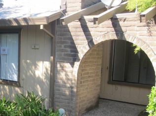1326 Oak Terrace Ct APT 4, Sacramento, CA