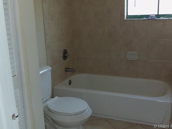 5th image of 1406 NW 126th Way #0