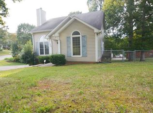 401 Bridlewood Rd, Clarksville, TN 37042