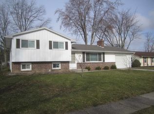 1414 Dundee Dr, New Haven, IN 46774