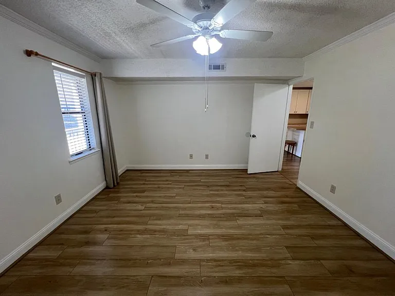 6620 Willow Pointe Dr NW — Photo 3